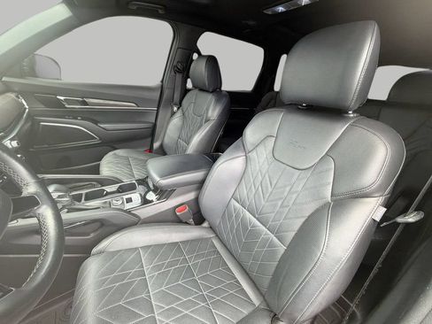 Used 2024 Kia Telluride SX X-Pro AWD/4WD image 18