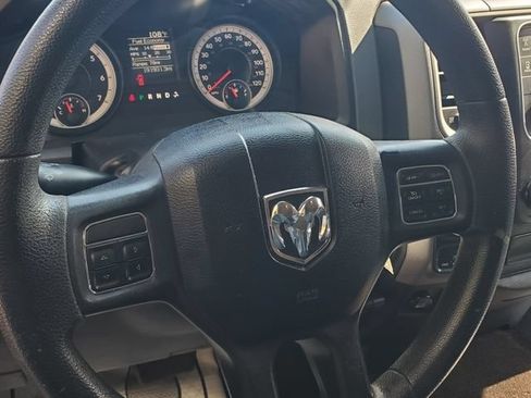 Used 2014 RAM 1500 Express AWD/4WD image 18