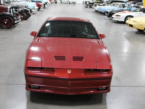 Used 1989 Pontiac Firebird Trans Am RWD image 17
