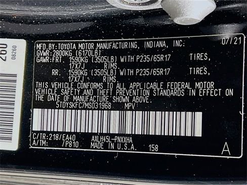 Used 2021 Toyota Sienna XLE image 8