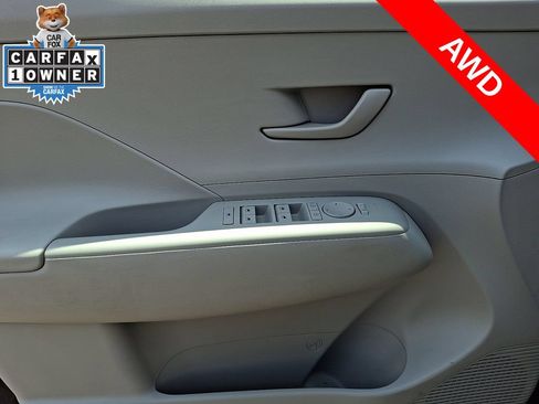 Used 2024 Hyundai Kona SEL AWD/4WD image 12