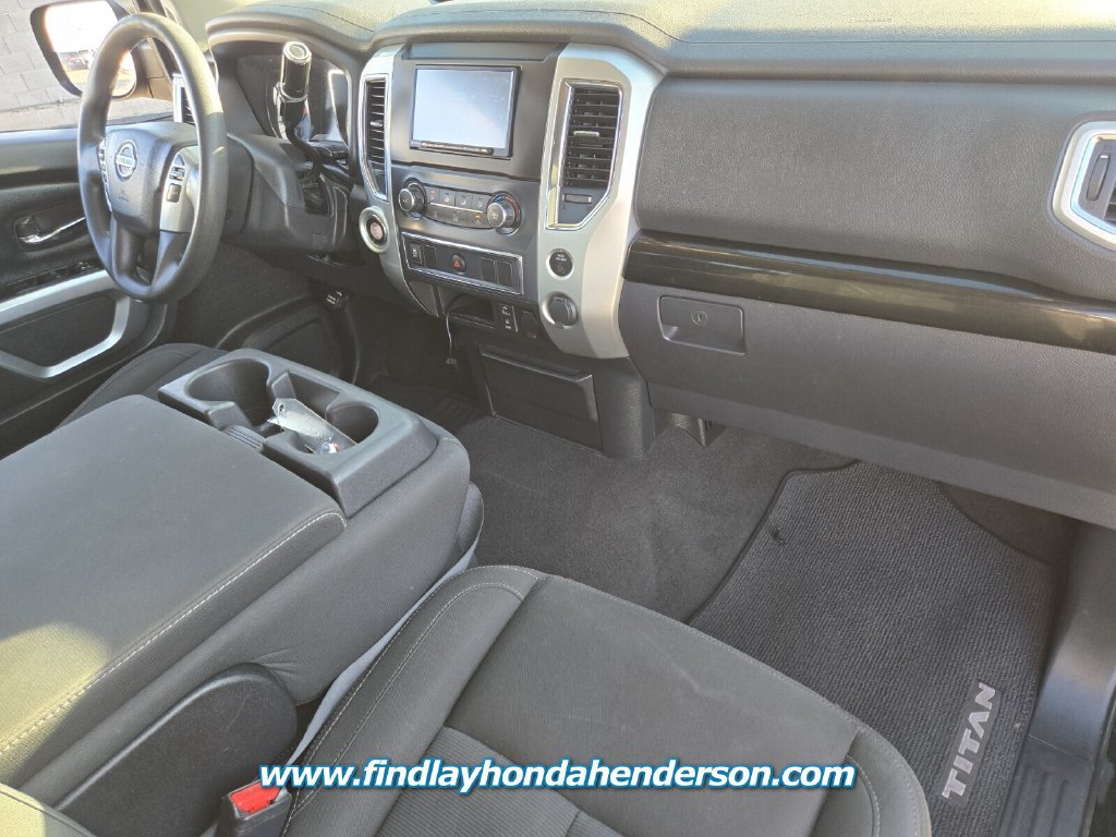 Used 2017 Nissan Titan SV RWD image 20