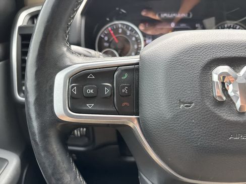 Used 2019 RAM 1500 Big Horn AWD/4WD image 10