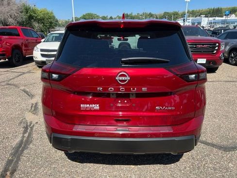 Used 2024 Nissan Rogue SV w/ SV Premium Package AWD/4WD image 7