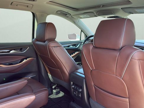 Used 2020 Buick Enclave Avenir w/ Avenir Technology Package FWD image 24