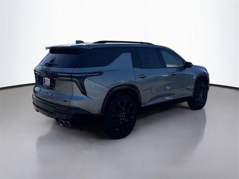 Certified 2025 Chevrolet Traverse RS image 7