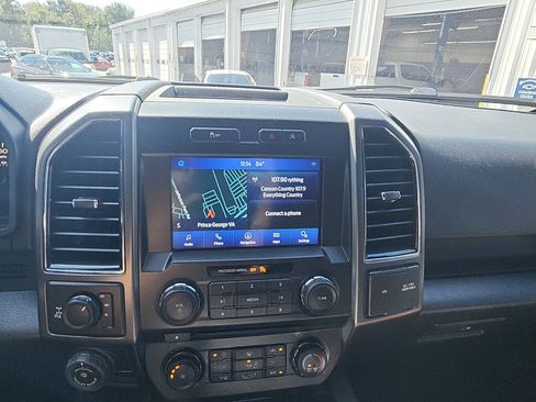 Used 2018 Ford F150 XLT w/ Equipment Group 302A Luxury AWD/4WD image 14