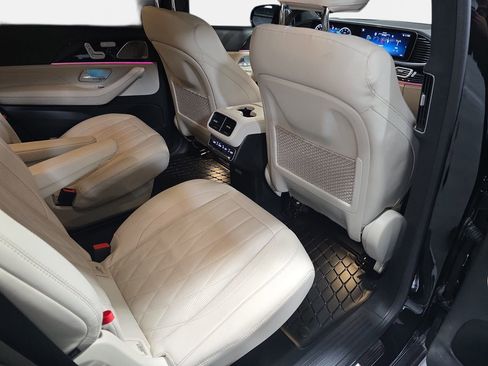 Used 2024 Mercedes-Benz GLS 63 AMG 4MATIC image 11