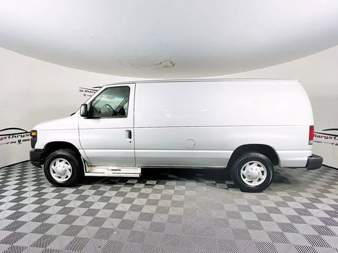 Used 2012 Ford E-150 and Econoline 150 w/ Commercial Cargo Van Pkg image 5