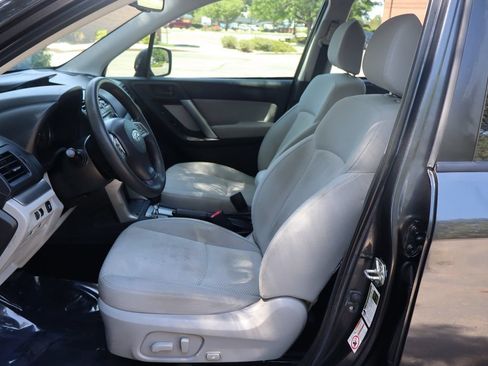 Used 2015 Subaru Forester 2.5i Premium AWD/4WD image 19