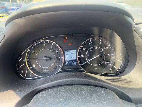 Used 2020 Nissan Armada Platinum w/ Captain's Chairs Package AWD/4WD image 11