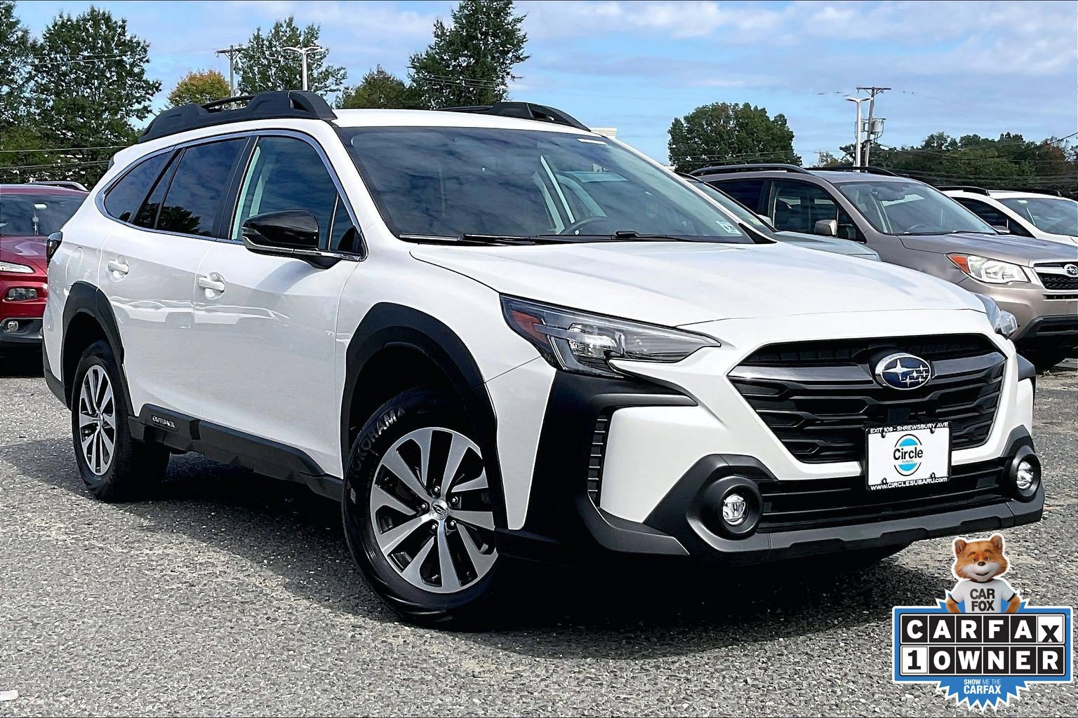 Certified 2025 Subaru Outback Premium w/ Popular Package #1A AWD/4WD image 2