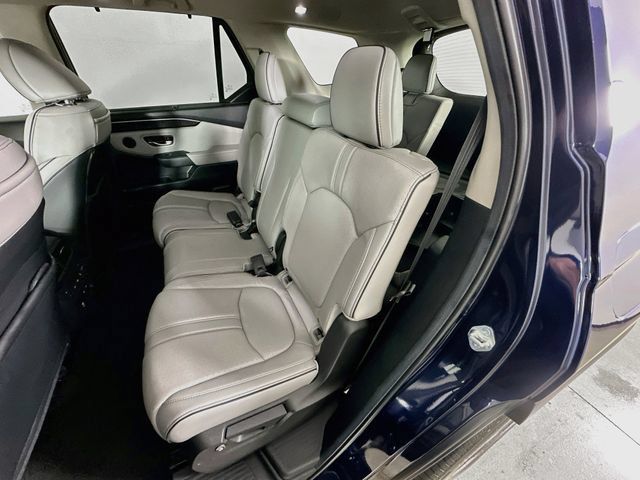 Certified 2025 Honda Pilot Elite image 33