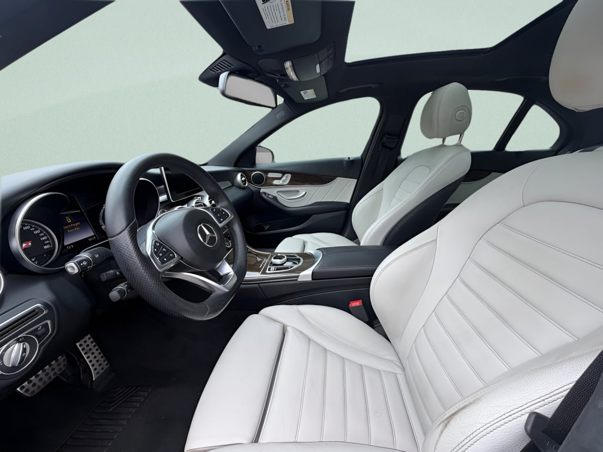 Used 2018 Mercedes-Benz C 300 4MATIC Sedan image 9