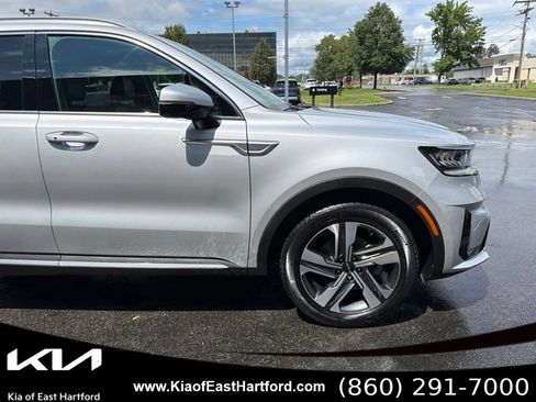 Certified 2023 Kia Sorento EX AWD/4WD image 6