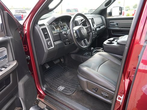 Used 2018 RAM 2500 Power Wagon w/ Leather & Luxury Group AWD/4WD image 10