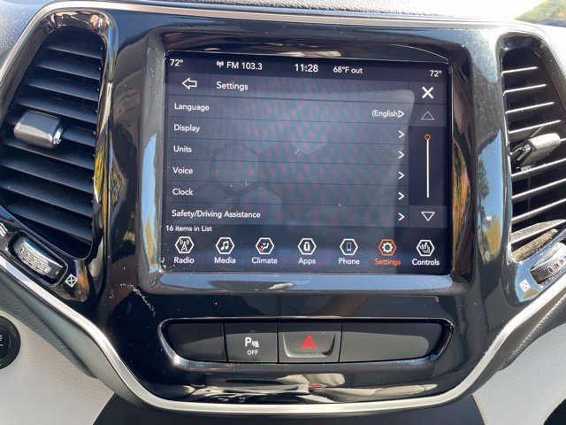 Used 2019 Jeep Cherokee Limited w/ Luxury Group AWD/4WD image 33