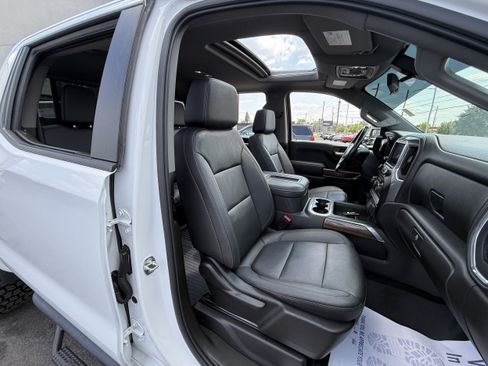 Used 2021 Chevrolet Silverado 1500 LT Trail Boss w/ Convenience Package II AWD/4WD image 23