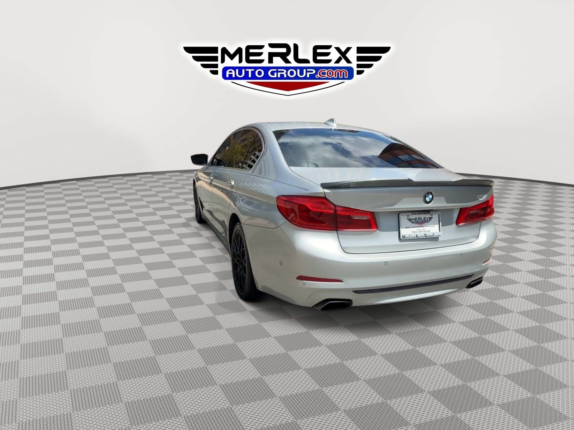 Used 2018 BMW 540i RWD image 6