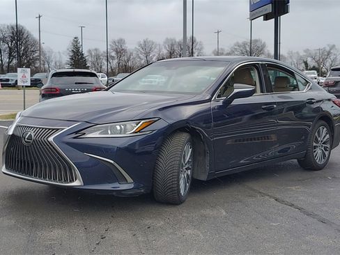 Used 2020 Lexus ES 350 w/ Premium Package image 6