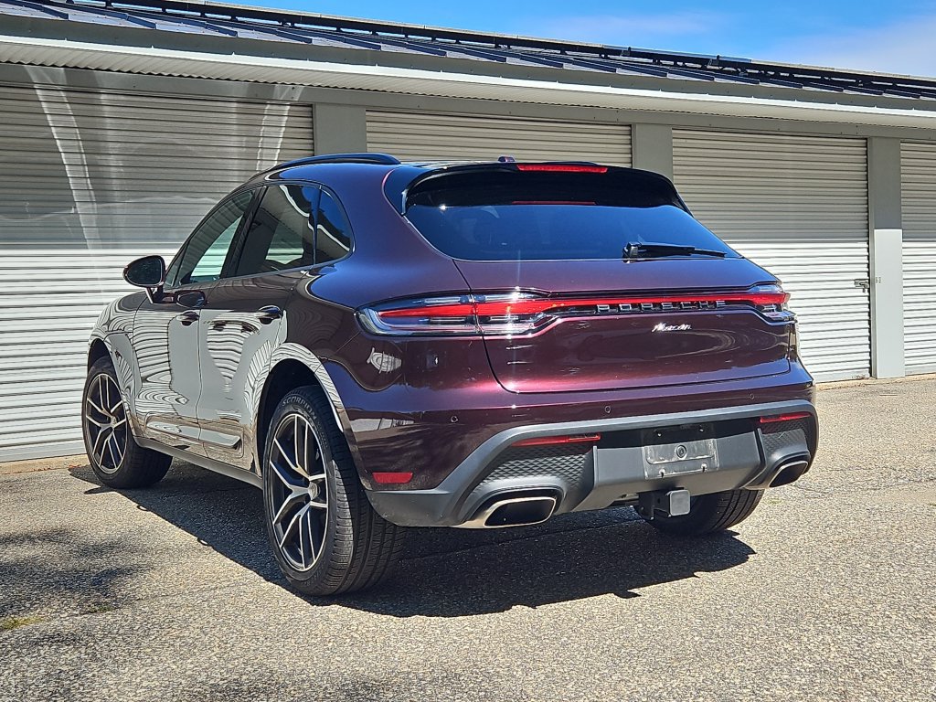 Certified 2026 Porsche Macan AWD/4WD image 3
