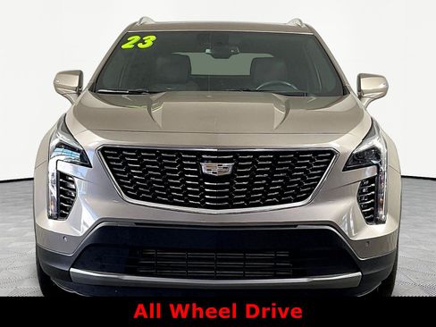 Used 2023 Cadillac XT4 Premium Luxury AWD/4WD image 2