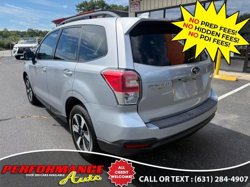 Used 2017 Subaru Forester 2.5i Premium w/ All-Weather Package AWD/4WD image 4