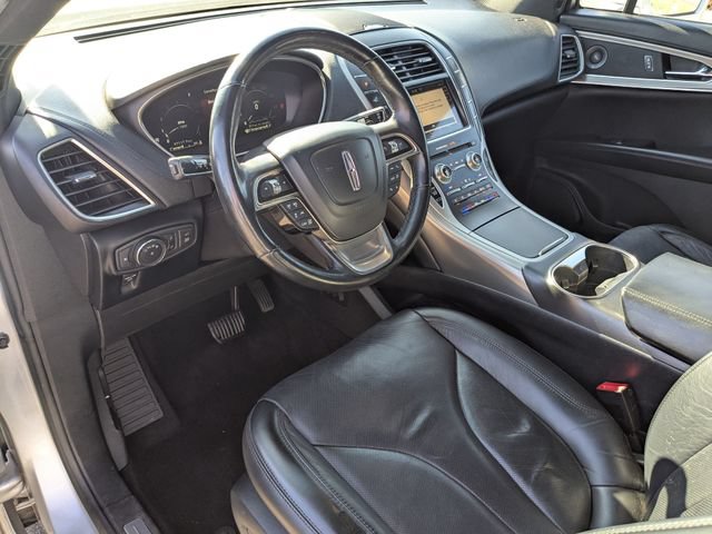 Used 2019 Lincoln Nautilus Reserve FWD image 11