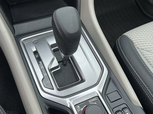 Used 2020 Subaru Forester Premium image 19