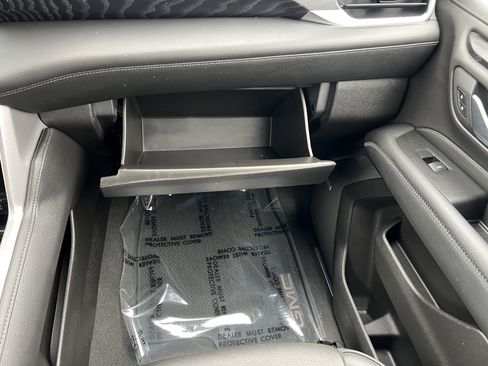 Certified 2022 GMC Yukon XL Denali image 39