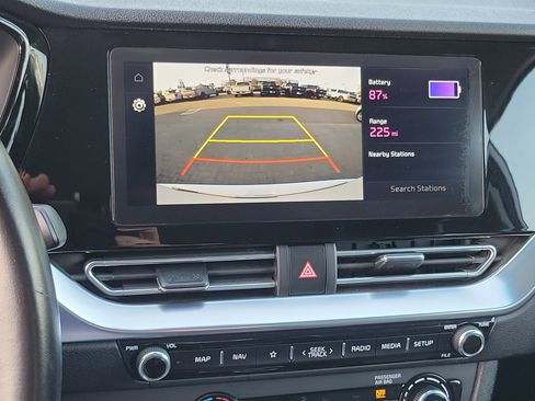 Used 2022 Kia Niro EX image 14