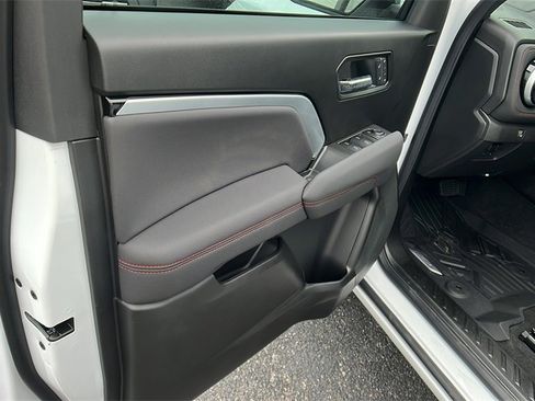 New 2026 Chevrolet Colorado Z71 w/ Technology Package image 11