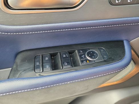 Used 2026 INFINITI QX80 4WD w/ Sport Exterior Package image 24