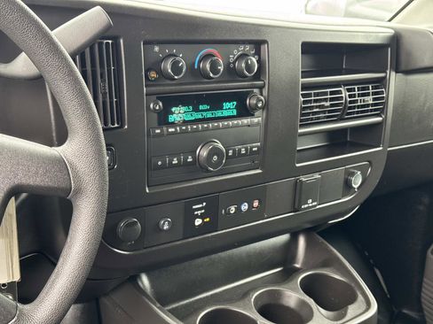 Used 2024 Chevrolet Express 2500 w/ Driver Convenience Package image 4