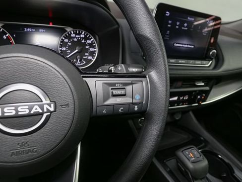 Used 2023 Nissan Rogue SV AWD/4WD image 26
