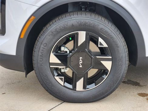 New 2026 Kia Sportage LX w/ LX Convenience Package image 7