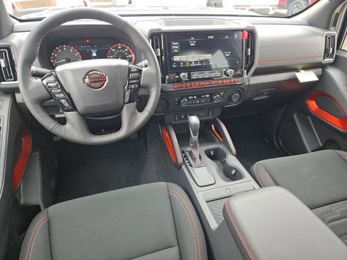 New 2026 Nissan Frontier Pro-X w/ Pro-X Convenience Package RWD image 13
