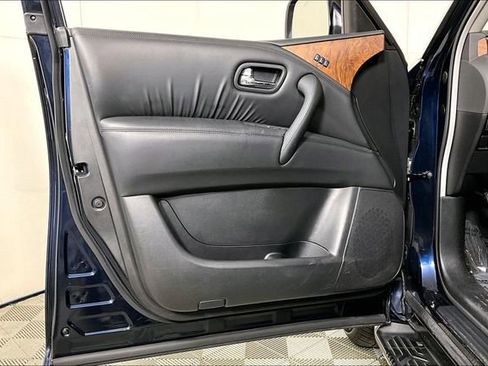 Used 2024 Nissan Armada SL w/ Captain's Chairs Package image 23