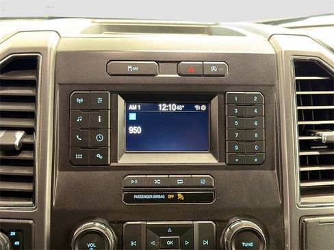 Used 2018 Ford F150 XLT image 12