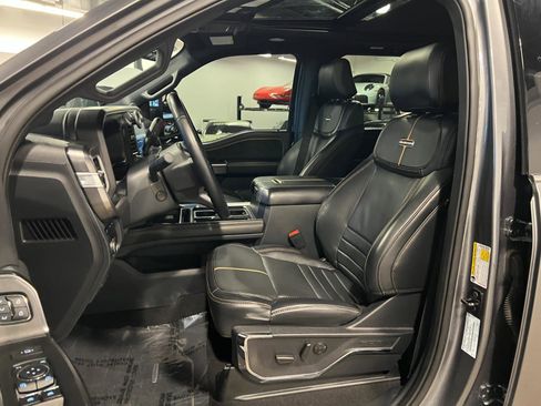 Used 2024 Ford F250 Platinum image 9