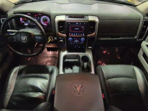 Used 2018 RAM 1500 Outdoorsman image 16