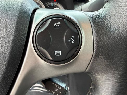 Used 2012 Toyota Camry SE FWD image 18