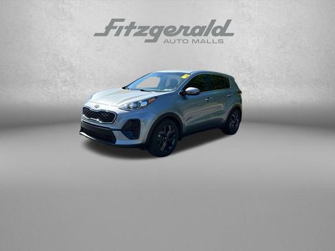Used 2022 Kia Sportage LX w/ LX FWD Value Edition Package image 3