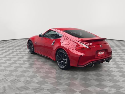 Used 2015 Nissan 370Z NISMO image 2