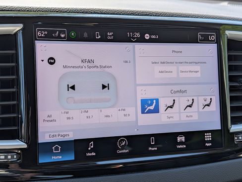 Used 2024 Chrysler Pacifica Touring-L FWD image 22