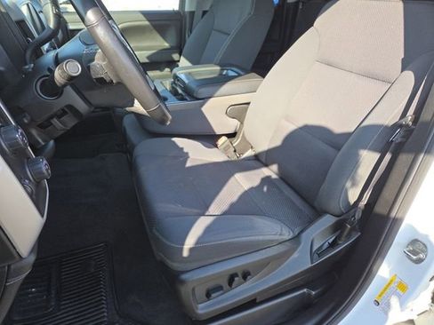 Used 2019 GMC Sierra 1500 SLE w/ SLE Value Package image 28