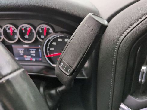 Used 2021 Chevrolet Silverado 1500 LT Trail Boss image 16