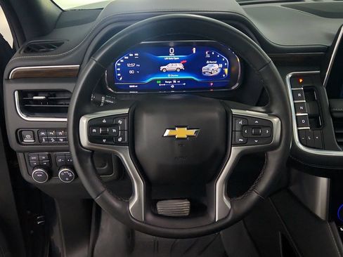 Used 2023 Chevrolet Tahoe Premier AWD/4WD image 19