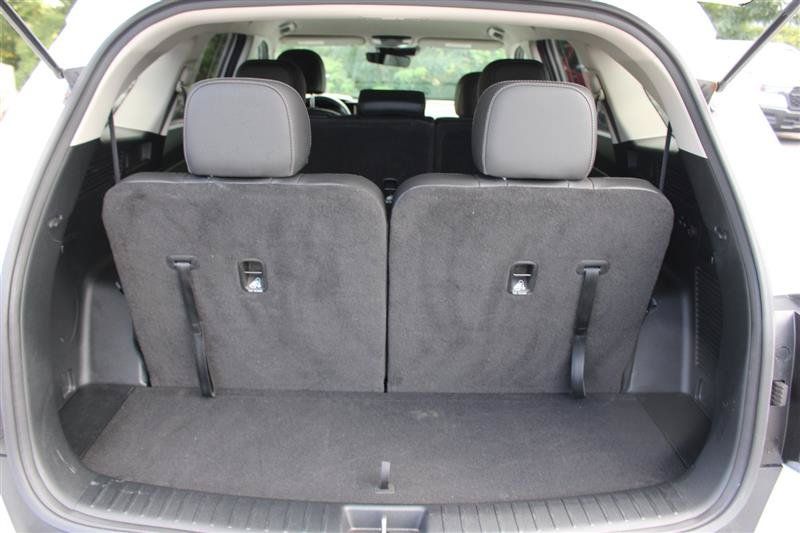 Used 2022 Kia Sorento S AWD/4WD image 16