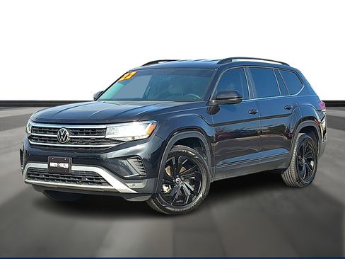 Used 2022 Volkswagen Atlas SE image 1